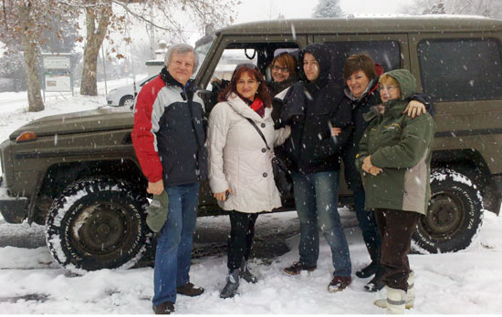 18. születésnapi meglepetés, hat fős családdal túráztunk a G Mercedesszel szakadó hóesésben!